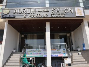AURUM Unisex Salon & Make-up Studio